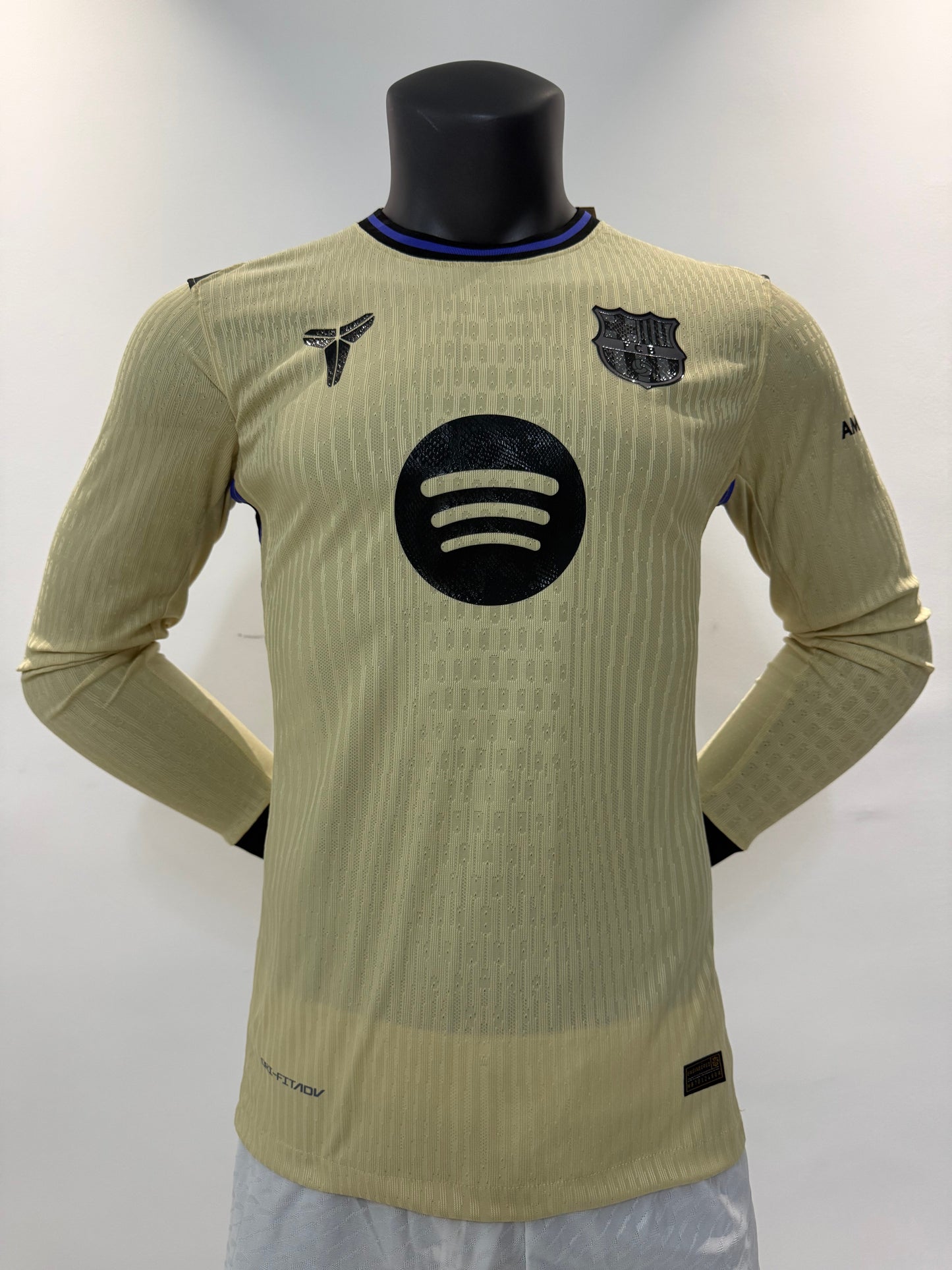 Version Joueur 25/26 Barcelone extérieur (manches longues)