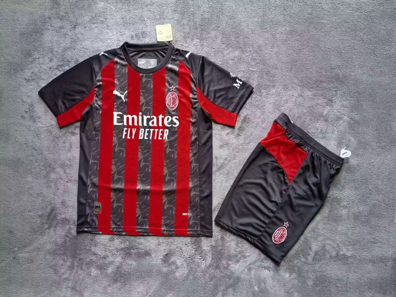Maillots domicile enfant AC Milan 25/26