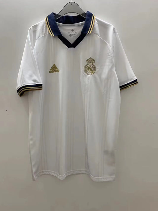 Entraînement rétro 19/20 du Real Madrid
