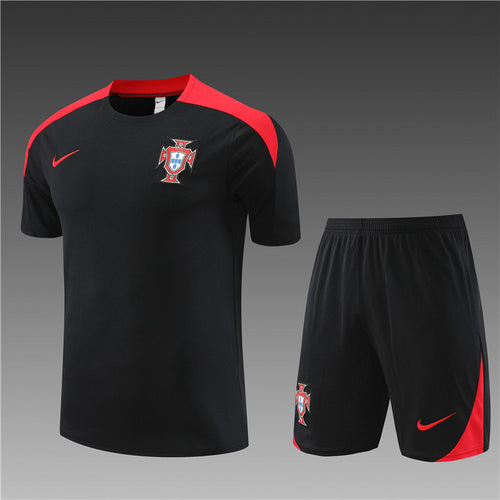 Maillots d'entraînement noirs du Portugal 24/25