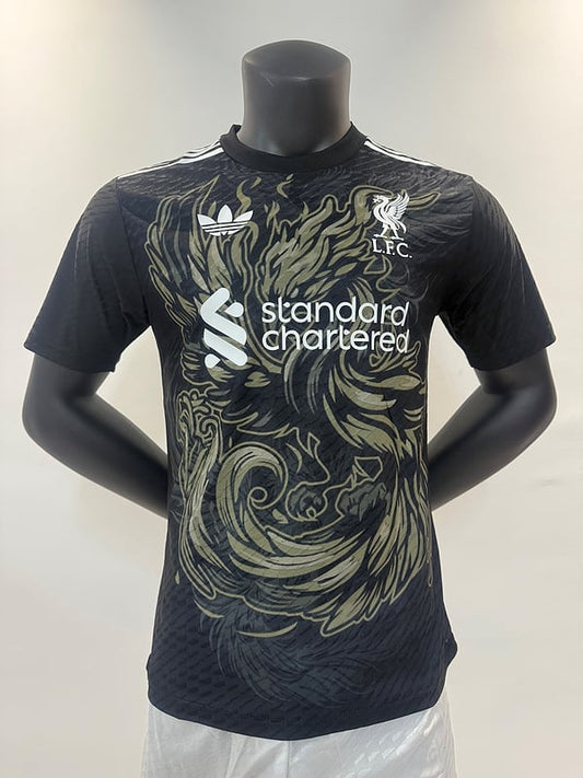 Version 25/26 joueurs Liverpool Black Édition spéciale