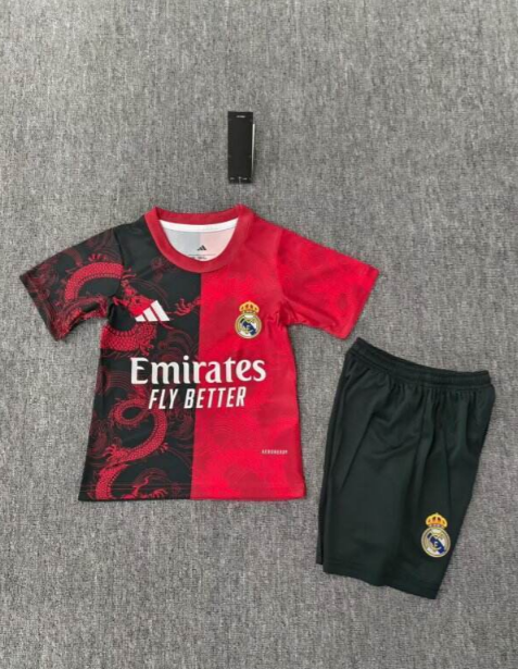 Maillots enfants 25/26 Real Madrid