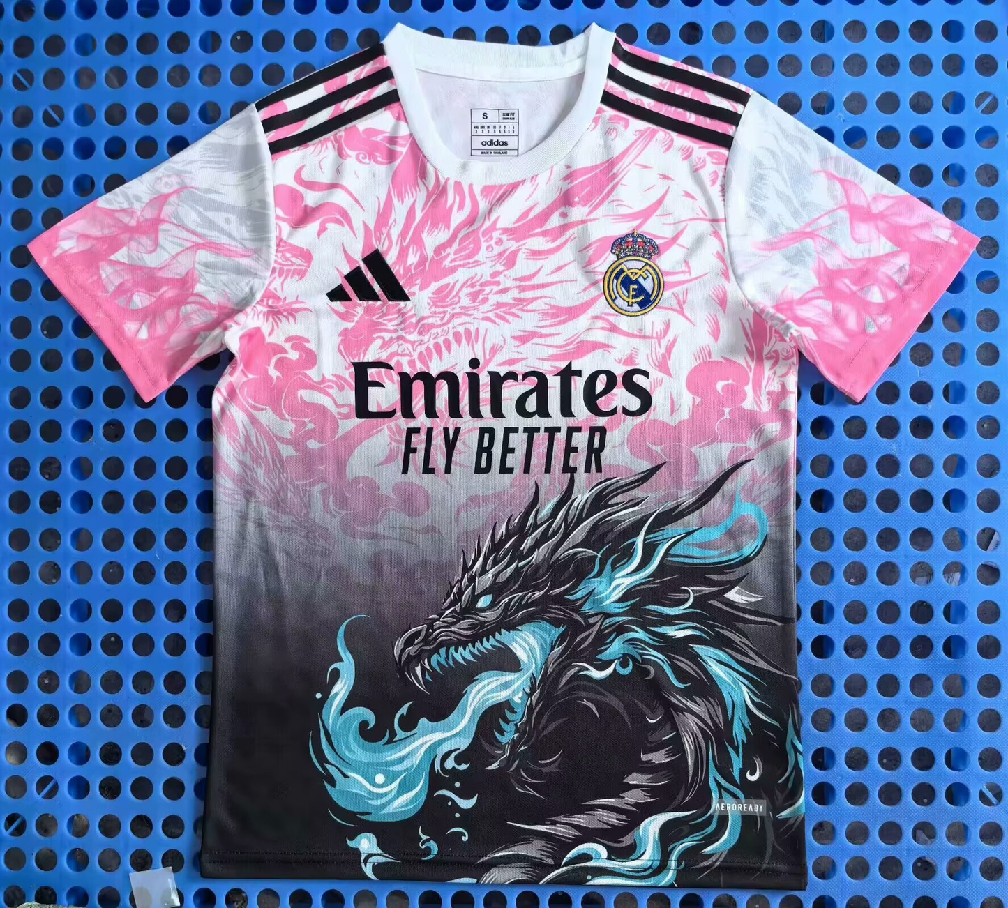 Fans Version 25/26 Real Madrid Gradient Pink Black Spray Dragon Edition