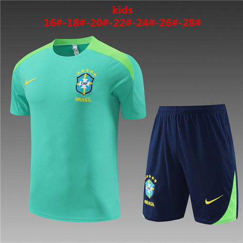 24/25 Kits d'entraînement verts pour enfants du Brésil